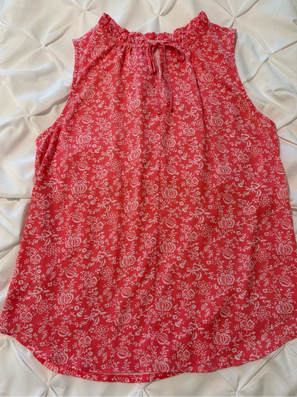 LOFT Outlet Women’s Pink & White Floral Sleeveless Tie Neck Ruffle Tank, Size L